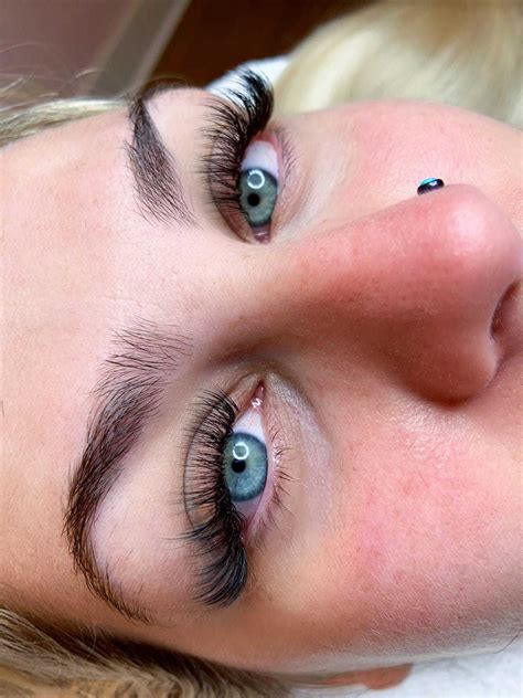 Eyelash Extensions and Lash Lifts 